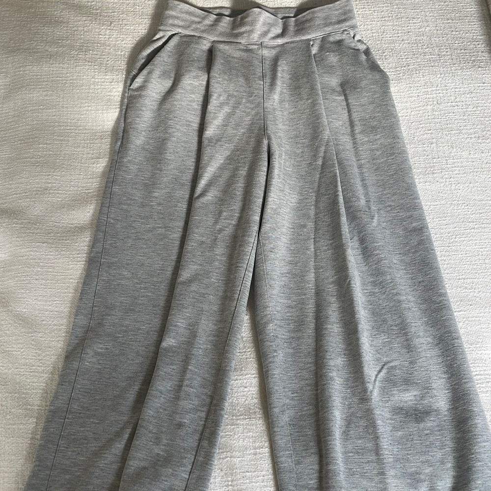 Lululemon Can You Feel the Pleats Pants